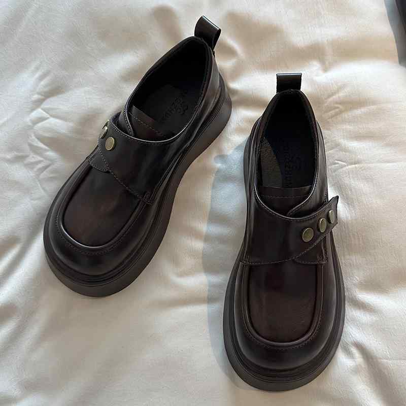 ローファー 女性用 春夏 厚底 丸トゥ 漆皮 ソフトレザー イングリッシュスタイル フラットシューズ ブラック ブラウン 低・悉 粗かかと 低口 セピア 超繊維素材 ゴム底 EVAインソール 軽量 伸縮性 吸湿速乾 通勤 普段使い スカートコーデ ビジネス