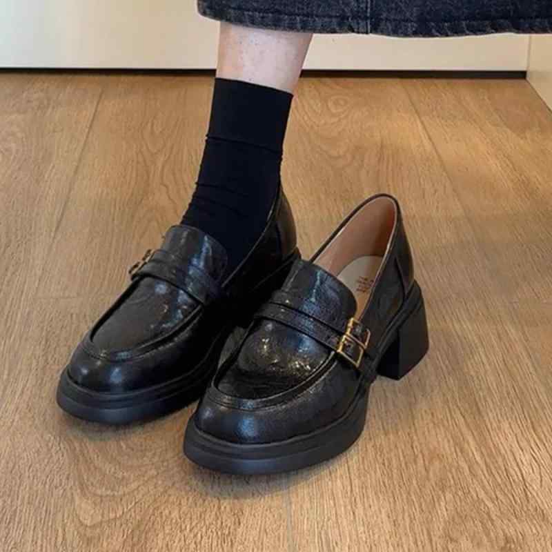 ローファー 女性用 英倫風 春夏 厚底 粗ヒール ローカット シングルシューズ 復古 スモールレザーシューズ 本革 シュリンクレザー ラウンドトゥ 快適 軽量 日常使い ブラック ブラウン 低口 羊皮内張り ゴムソール 粘着製法 セットオン 18-40歳