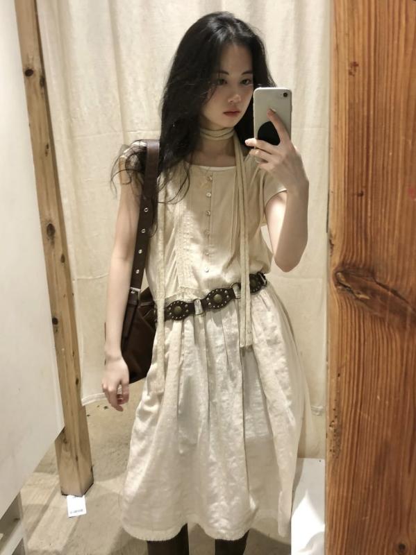 ワンピース 女性用 コットン 接触冷感 切り替え レース 花柄 プリーツ 無袖 丸首 Aライン 中長丈 ゆったり腰回り 米色 春夏 韓国風 カジュアル トップス ドレス 日常使い 軽量 通勤 通学 アウトドア 吸湿速乾 伸縮性 ビッグシルエット かわいい