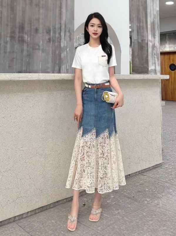 スカート レディース 半身スカート デニム レース 切り替え ハイウエスト 不規則 丈 ミディ丈 ロングスカート ポリエステル 素材 ブルー グレー 気質 通勤 スタイル 夏 シーズン 偽ツーピース デザイン 網ヤーン 要素 ノンストレッチ シームレス