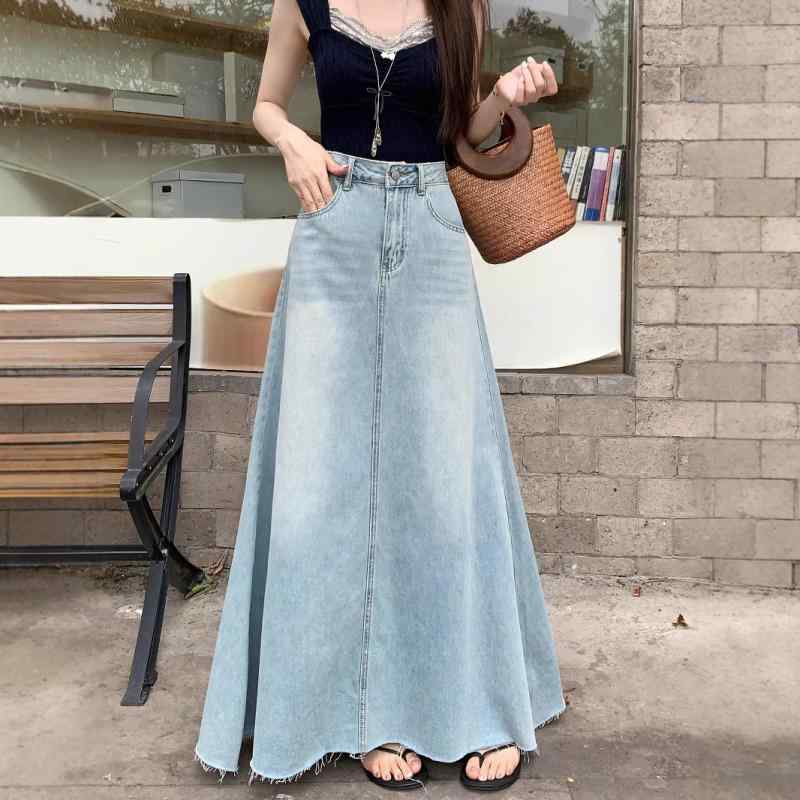 { "result": "スカート 女性用 デニム ミディ丈 Aライン フレアスカート 包みスカート ゆったり スリム効果 ミックスカラー ヴィンテージ ブルー ボタン デザイン 無地 コットン ストレッチ 混紡 シワ加工 フリー 秋冬 普段使い 秋 コ