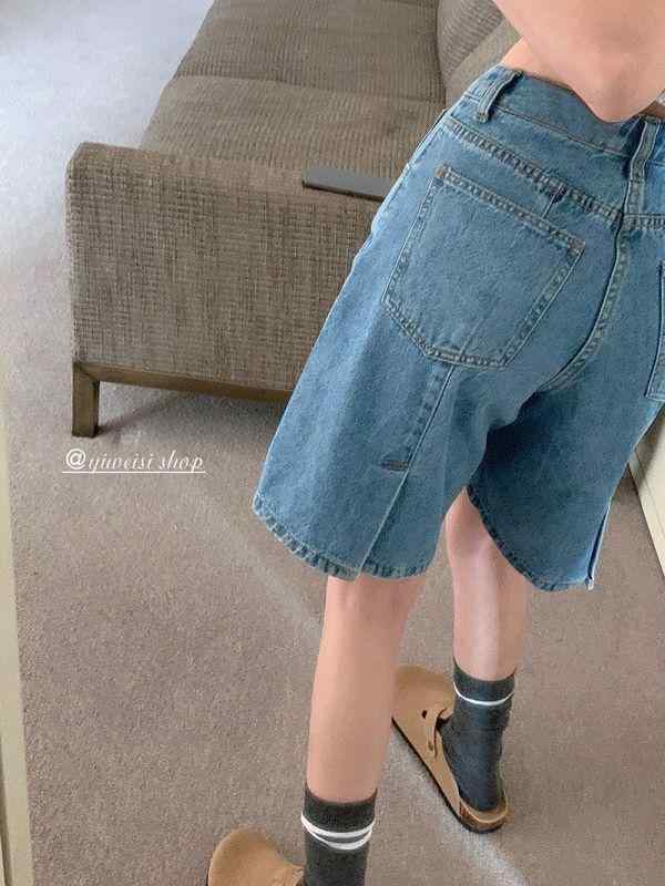 レディース デニム ショートパンツ 韓国風 ハイウエスト 直筒 ワイドレッグ 膝上丈 コットン 素材 ゆったり シルエット スリム効果 水洗ブルー カジュアル 夏 スタイル 軽量 通勤 普段使い 伸縮性 吸湿速乾 切り替え デザイン