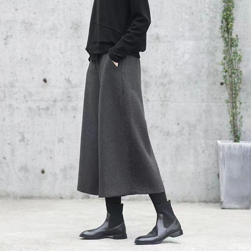 レディース ワイドパンツ 秋冬 ウール混 ポリエステル 直筒 ロング丈 中厚 伸縮性 深グレー ブラック 深灰色 黒色 ゆったり スリムライン 日韓カジュアル 普段使い 免アイロン 気質 スカートパンツ 毛布風 ファッション 女性用 膝下丈 膝下 膝丈