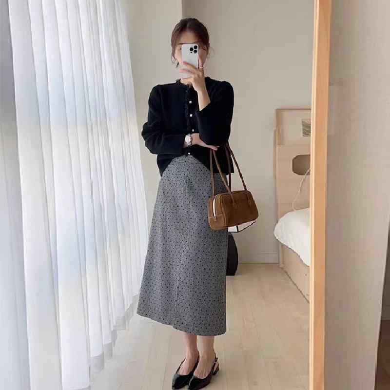 半身スカート 女性用 韓国風 長丈 ハイウエスト 包みヒップ Aライン サイドスリット ポルカドット グレー 羊毛混 ポリエステル混 無弾性 ゆったりシルエット 秋冬 日常使い 暖かみ