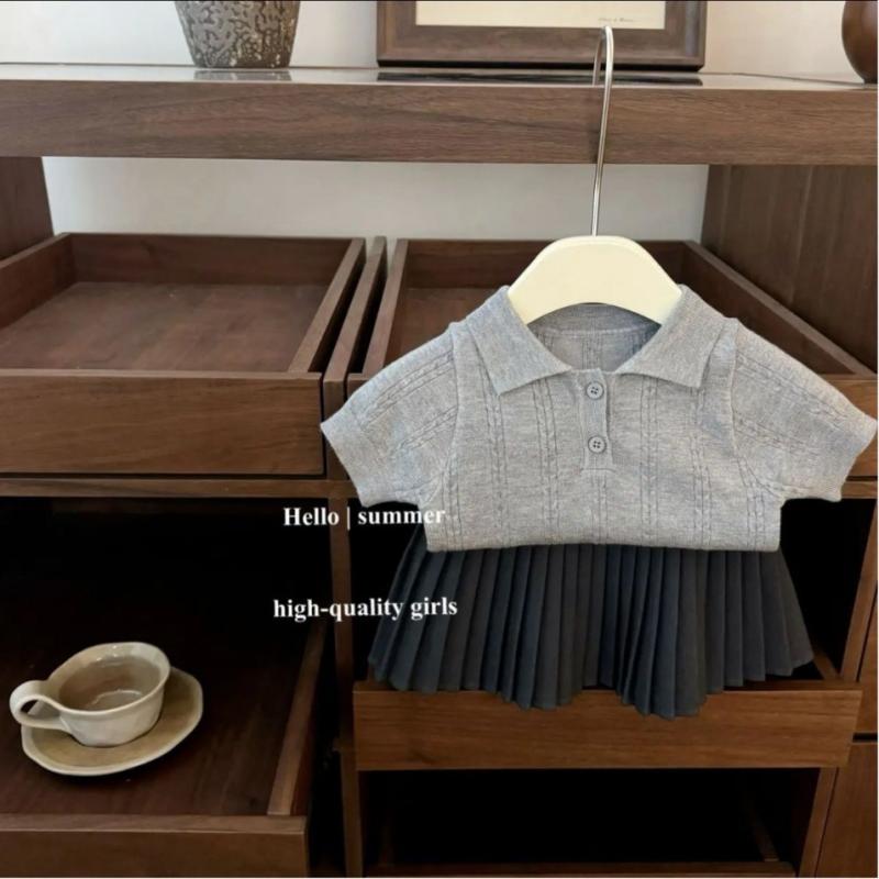 キッズ 女の子 春夏 学院風 短袖 ポロ トップス 綿 柔軟 セット かわいい 百褶 ミニ スカート 潮 グレー ピュアカラー 安全 B級 3～8歳 80～130cm 通学 普段使い 軽やか 伸縮性 セットアップ