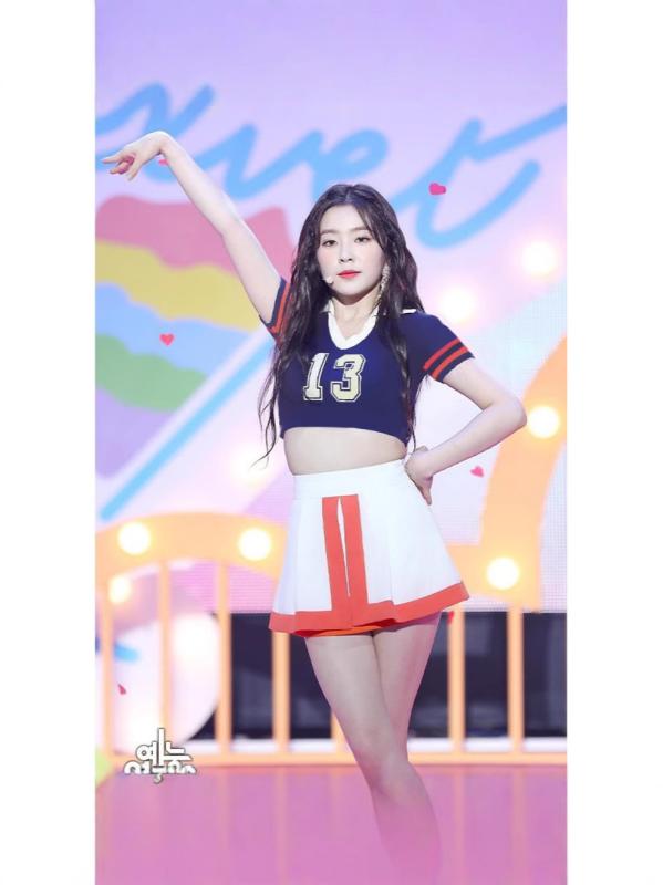 チアリーディング ユニフォーム 女性用 男性用 セット ステージ 衣装 ダンス コスチューム 学生風 百褶スカート ポロシャツ ポリエステル 伸縮性 通気性 春夏 カラーバリエーション 軽量 動きやすい ステージパフォーマンス グループダンス ステージ衣