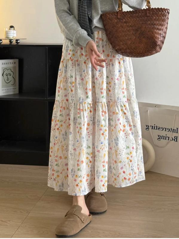 半身スカート 女性用 春夏 かわいい小花柄 韓国風ロマンチック ワイドシルエット スリム効果 ミックススタイル Aライン ミドル丈 傘型 軽量 微弾性 白色 白系 通勤 普段使い カジュアル