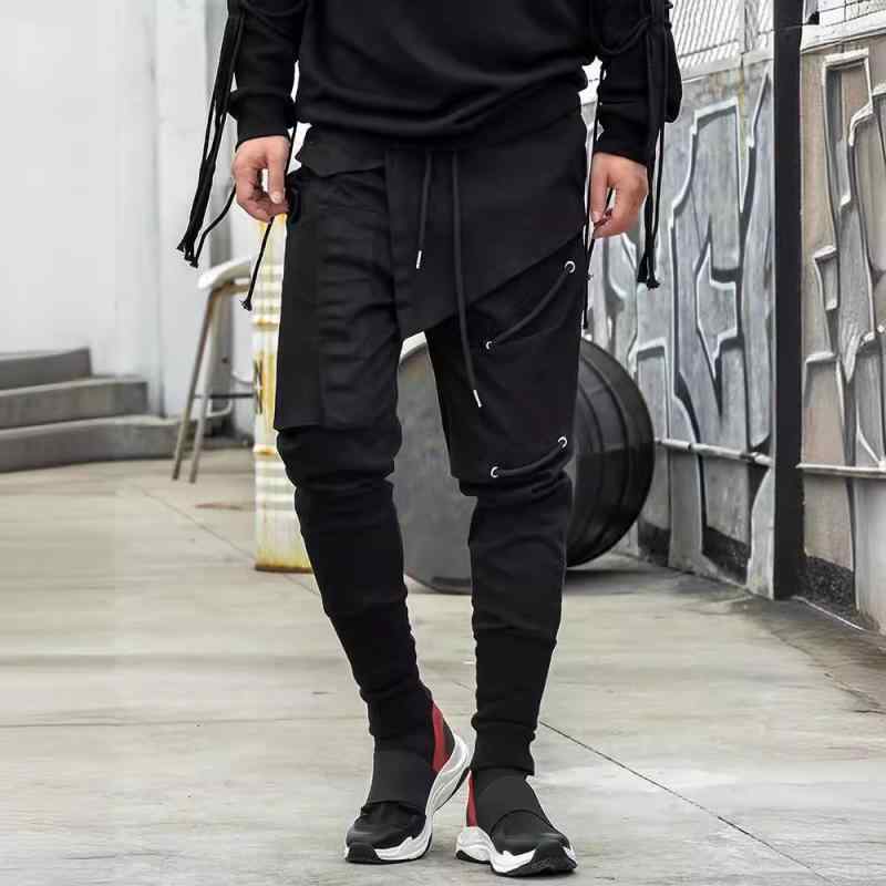 メンズ 工装パンツ 男性用 黒 コットン混紡 ストレッチなし 耐摩耗 防風 ノーアイロン 街頭風 ヒップホップ 修身 小脚 ハレム タイプ コーン型 ミッドライズ ロング丈 無腰帯 ドローストリング フラップ 普通厚 無地 ポケット装飾 切り替え ステッ 6,755円