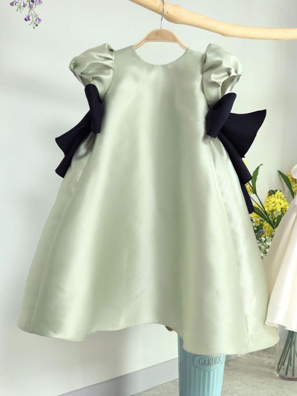 キッズ 女の子 ドレス かわいい プリンセスドレス 泡泡袖 フレアスカート 麻混紡 夏 冬 春 秋 通年 礼服 網紗 プリンセス 褶? 加工 軽量 伸縮性 フォーマル 普段使い パーティー セレモニー 100-140cm 対応