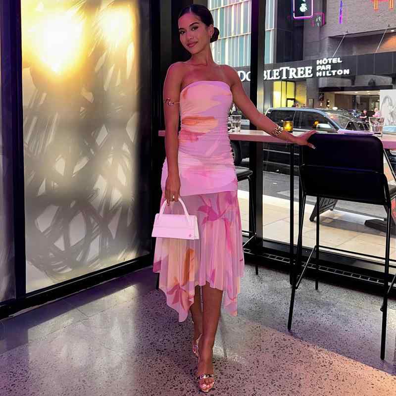 ワンピース 女性用 かわいい ピンク系 春夏 接触冷感 ワンピース 切り替え ネットヤーン 包臀 ロング丈 ワンピース ストラップレス ボートネック フィット ミッドライズ 花柄 プリント 無袖 ストレッチ ポリエステル 混紡 軽量 吸湿速乾 スリムライ