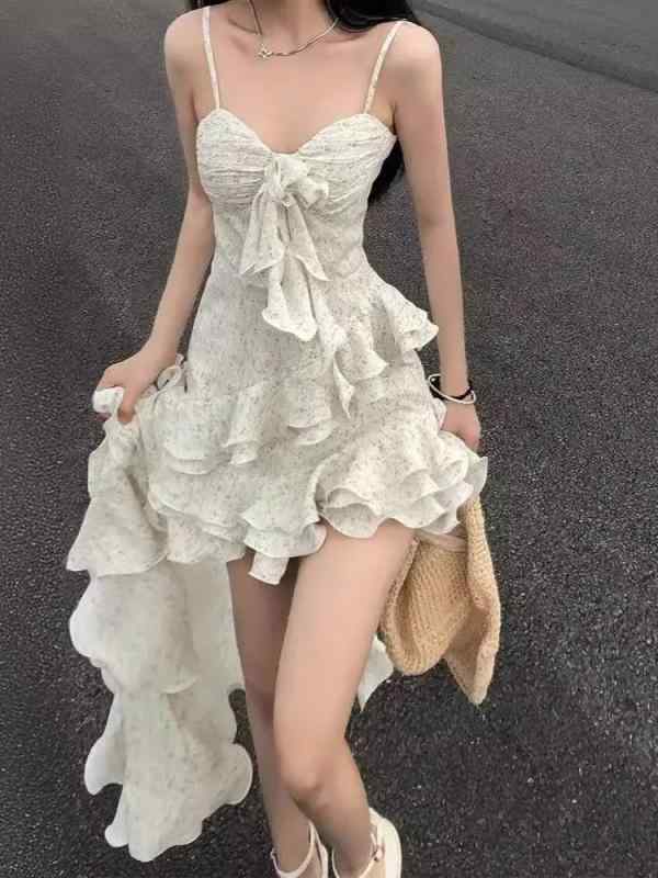 ワンピース レディース 春夏 吊り帯 長め フレア スカート Vネック ノースリーブ ハイウエスト フリル 装飾 シフォン プリント フラワーパターン 軽量 通勤 普段使い ビーチ リゾート かわいい 女性用 夏服 接触冷感 再生繊維 ミックス