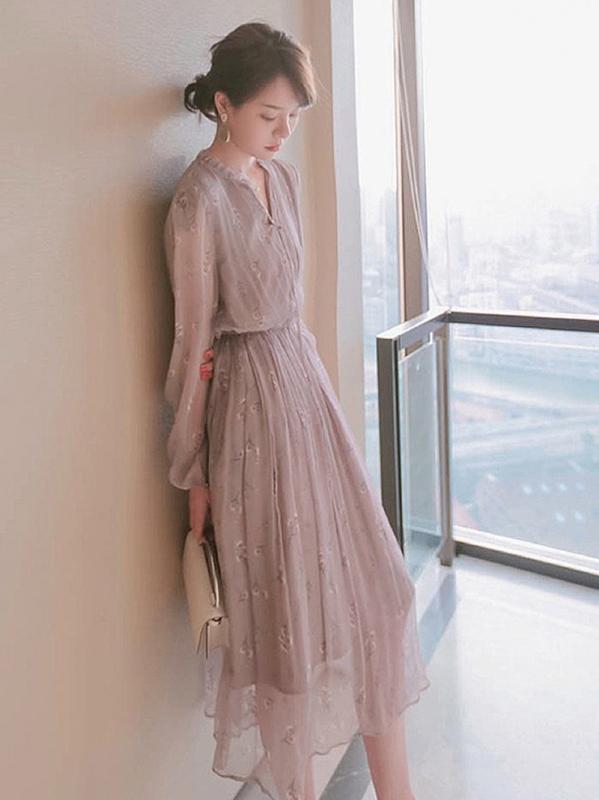 レディース ワンピース フレンチ スタイル 復古 ロングドレス フラワープリント シフォン 素材 気品 ウエストマーク スリムライン Vネック ロングスリーブ ミドル丈 フレアスカート コットン ポリエステル 混紡 軽量 通気性 春夏 かわいい 甘め ス