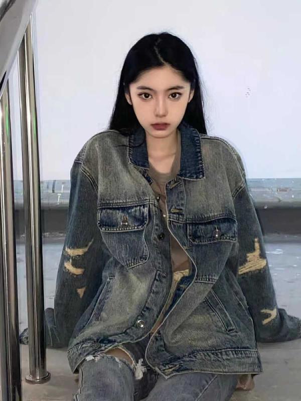 デニムジャケット 女性用 春秋 復古 破れ加工 ウォッシュ加工 ゆったりシルエット 長袖 ミドル丈 コットン混 ポリエステル混 ポロカラ ブルー ストリートスタイル 普段使い 通勤用 軽量 伸縮性 吸湿速乾 ビッグシルエット 百搭 トップス