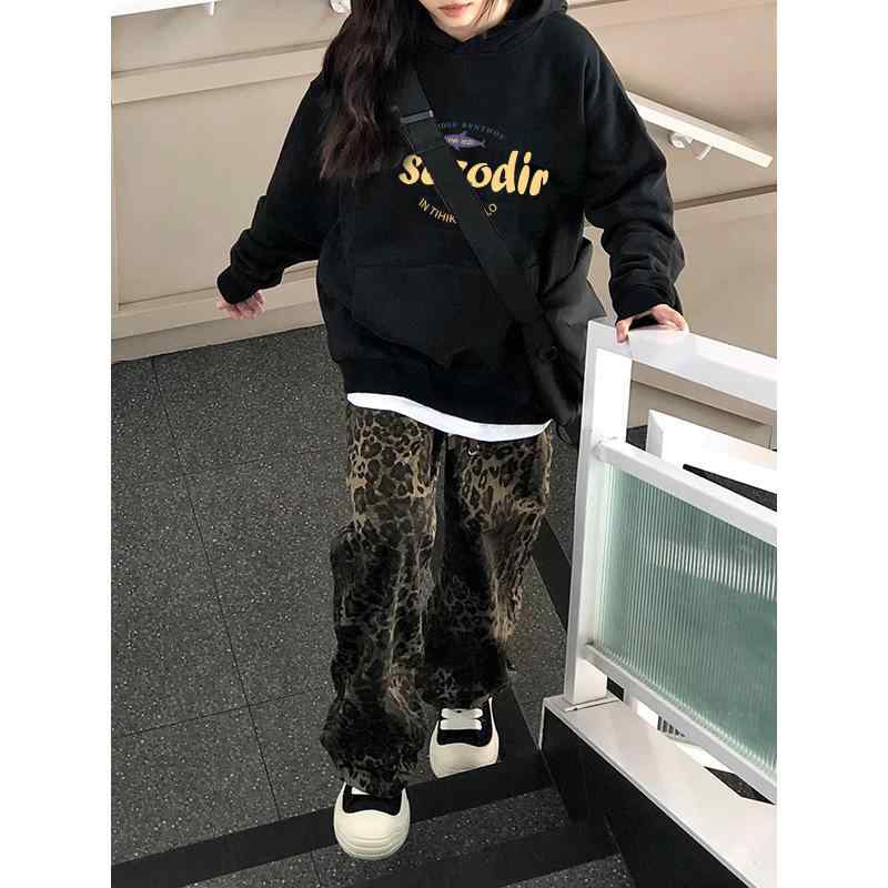 レディース スウェット トップス 丸首 ロングスリーブ コットン 混紡 ストレッチ 素材 ビッグシルエット ゆったり フィット 厚手 裏地付き 暖か 黒 色 ワイド タイプ 日常 使い 日韓 スタイル 秋冬 シーズン カジュアル 着こなし ミッドレングス