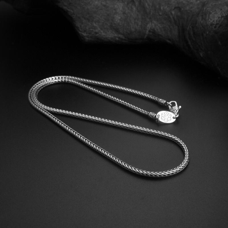 シルバーネックレス 925純銀 クラシック 編み込み 狐尾 チェーン 幅3mm 長め 復古 ユニセックス メンズ レディース 毛衣チェーン 百搭 シルバーアクセサリー 軽量 細幅 シンプル 普段使い 秋冬 シルバー925 狐モチーフ ロングチェーン 編み