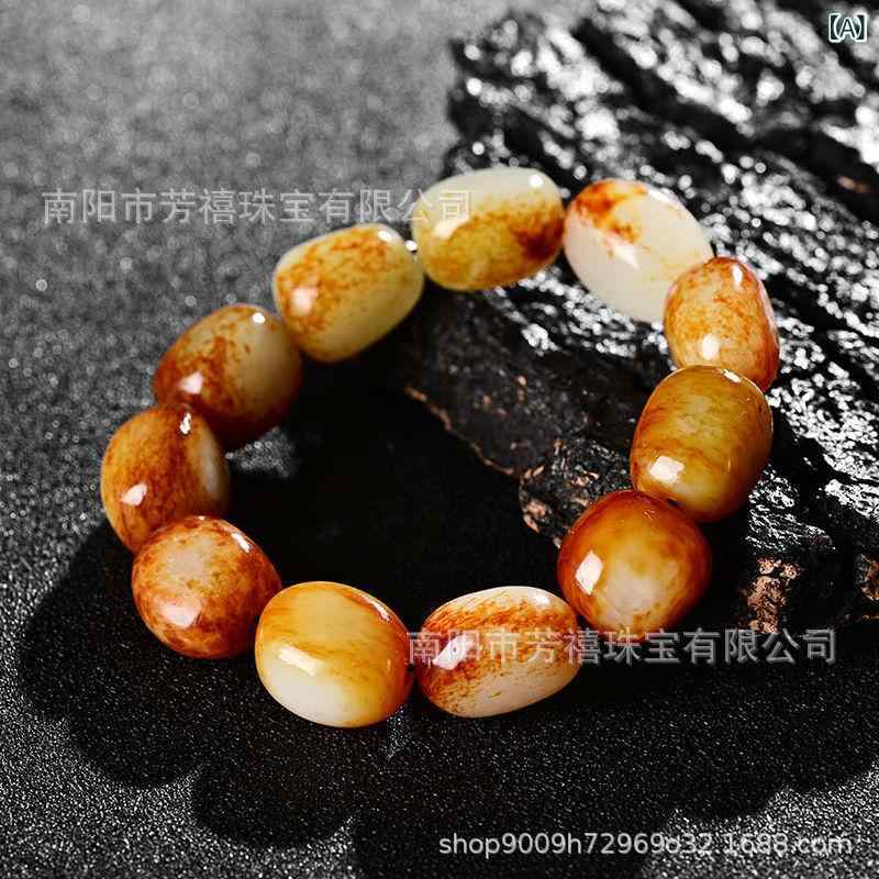 新疆和田玉 ・哽料 手? 原石 腕輪 男女用 真っ赤皮 羊脂玉 天然石 宝飾品 付属物 差し上げ物 ラウンドシェイプ 赤 黒 通年当て嵌める 差し上げ物 商行為差し上げ物 祝する品