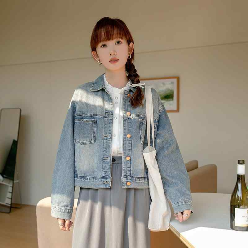 ジャケット 女性用 ブルー デニム 秋冬 ロングスリーブ ポロカラー ルーズフィット ミディアムレングス カジュアル ポケット デザイン ショート丈 チック 学院風 清新 甘美 軽量 ストレッチ 吸湿速乾 普段使い 通勤 アウトドア コーディネート