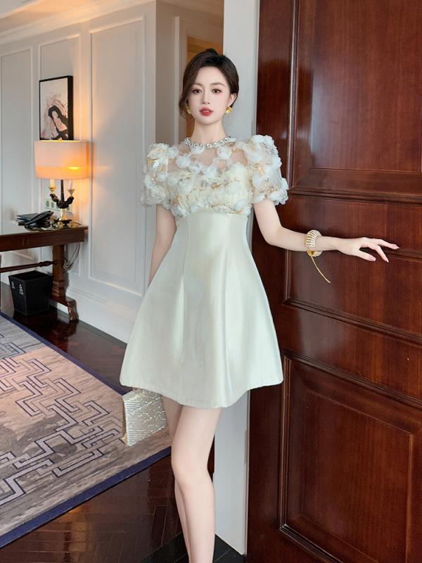 ワンピース 女性用 春夏 短袖 Aライン ハイウエスト 収腰 プリンセス風 花柄 切り替え デザイン ?? ポリエステル 素材 接触冷感 免?処理 丸首 泡泡袖 短い丈 修身シルエット 清新 甘い スタイル 杏色 かわいい 普段使い 軽量 伸縮性 吸湿速