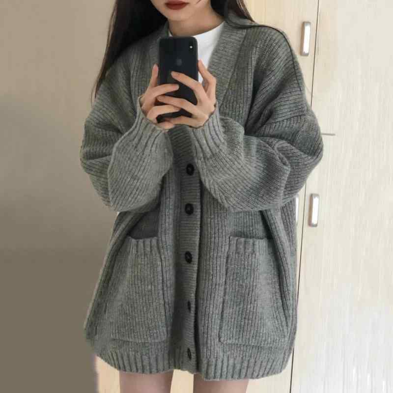 ニット カーディガン レディース 秋冬 学院風 Vネック 長袖 シングルブレスト 中長丈 ゆったりシルエット ボタン 切り替え コットン ポリエステル ミディアム厚 ソリッドカラー 米白 グレー ブラウン 清新 スイート スタイル コットン混 吸湿速乾