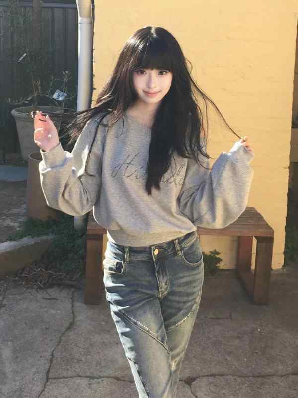 レディース スウェット トップス 長袖 ゆったり ルーズフィット プリンセススリーブ ポロカラ グレー 秋冬 接触冷感 軽量 修身 ショート丈 肩掛け ラグド スタイル 私服 セレブ 御姐風 カジュアル 普段使い 伸縮性 吸湿速乾