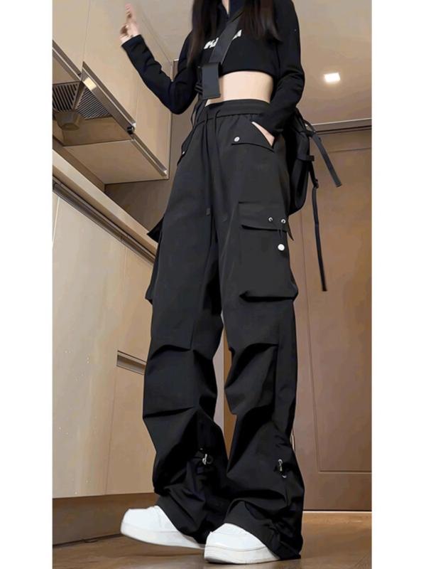 レディース 工装パンツ 黒 春秋 秋冬 長ズボン 中腰 薄手 ポケット デザイン ワイドシルエット ゆったり フィット ?? 混紡 素材 軽量 速乾 街頭 スタイル 個性 派手 カジュアル 普段使い 運動 登山 対応 大きめ サイズ 対応 バックポケット