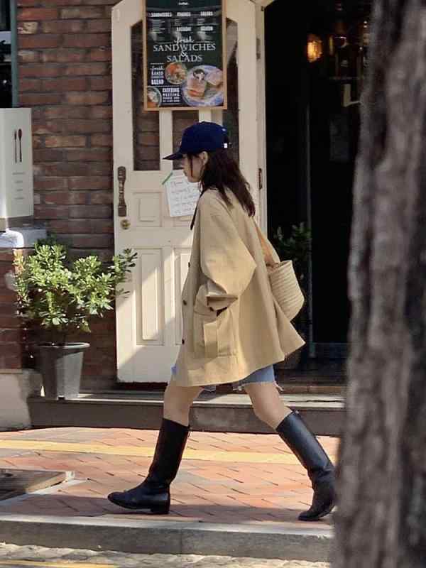 コート 女性用 ミドル丈 トレンチコート 風衣 綿素材 純色 ミドル厚 ルーズフィット ラペルカラー 長袖 切り替えデザイン カーキ ネイビー 韓国スタイル 春 春夏 秋 軽量 伸縮性 吸湿速乾 普段使い 通勤用 カジュアル 10,663円