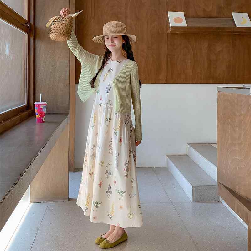 レディース 衣装 仕掛ける 長袖 開衫 背心 長スコート 甘め ガーリー 表現スタイル 目あたらしい 愛くるしげ 花柄 刷り上げる 筋目 青写真 薄っぺら 軽さ 防晒 夏 春夏 秋 冷やりとした 当たること冷感 生まれ変わり衣料繊維 ポリエステル 原料品 伸縮性 吸湿速乾 日常 普段使い