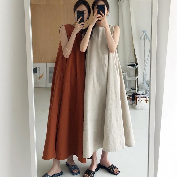 ワンピース 女性用 ゆったり シンプル ラウンドネック 無袖 Aライン 膝丈 フレアスカート コットン 麻 混紡 生地 綿素材 接触冷感 軽量 伸縮性 吸湿速乾 直筒シルエット ワイド腰回り ラフスタイル 日常使い 百搭 かわいい 復古風 白色 ブラック