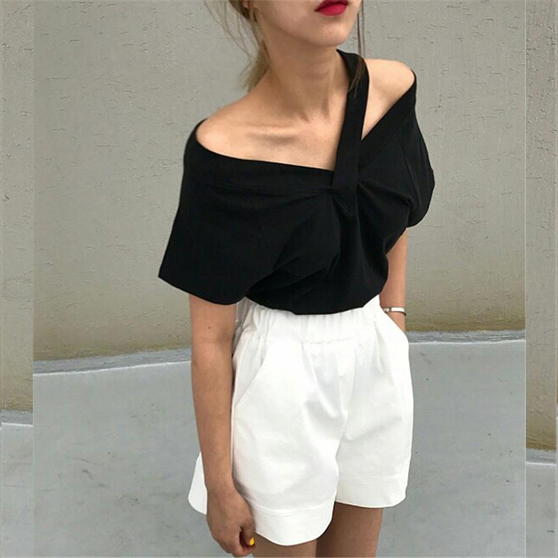 Tシャツ 女性用 韓国風 気質 短袖 トップス 綿素材 純色 ロング丈 Vネック 鎖骨見せ 切り抜き デザイン ブラック ホワイト 簡約スタイル 日韓カジュアル 夏向け 軽量 通勤 普段使い 吸湿速乾 4,583円