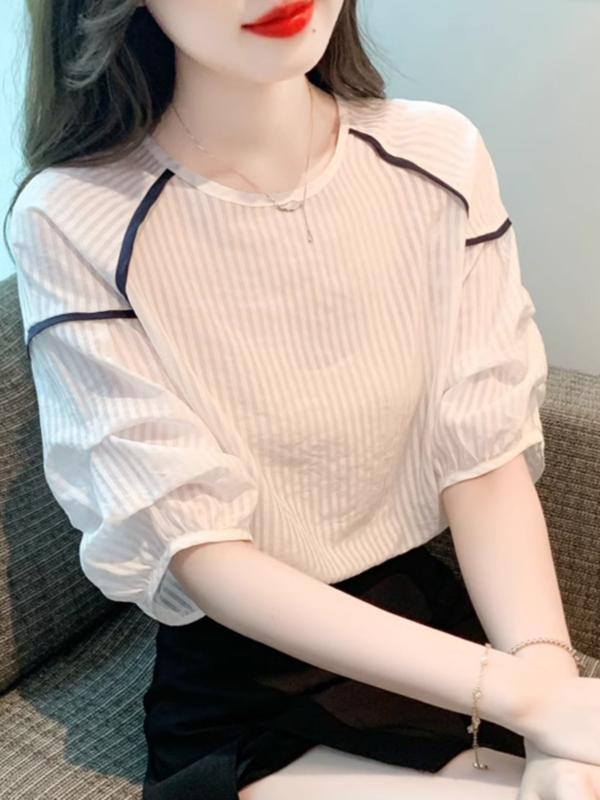 Tシャツ 女性用 春夏 縦ストライプ 半袖 雪紡 トップス 短袖 薄手 かわいい 接触冷感 切り替え デザイン 丸首 泡泡袖 プリーツ ゆったり シルエット 軽量 吸湿速乾 再生繊維 ブラウス 私服 スタイル 白 ブルー
