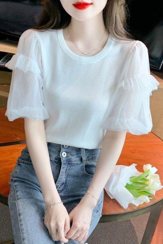Tシャツ 女性用 春夏 ブラック 接触冷感 雪紡素材 無袖 泡泡袖 丸首 レース 切り替え ニット 軽量 通気性 3D立体 プリント 優しい風合い 洋気 私服 スタイル セットオン プリンセススリーブ ミドル厚 単品 クロップド丈 かわいい フェミニン
