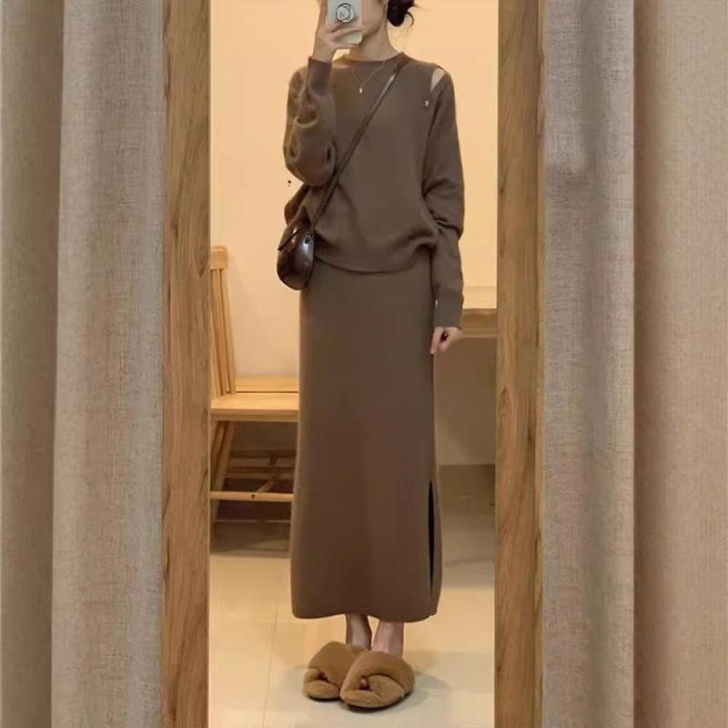 秋冬 レディース 露肩 ニットセーター 中長丈 スカート セット 法式 スタイル スリム 効果 私服 名媛風 純色 長袖 ニット ジャージ セット ジャンパースカート 2点セット 女性用 ニットウェア スカート 組み合わせ セットアップ ファッション ニ