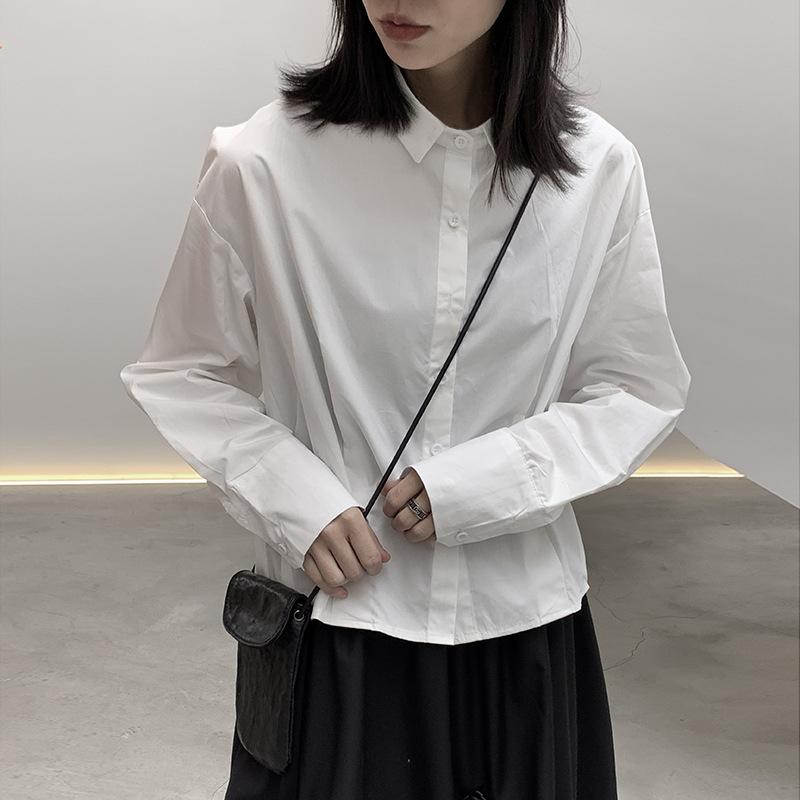 レディース シャツ トップス 綿 素材 ピンチェック デザイン 広幅 ゆるめ 短丈 ロングスリーブ ポロカラー ボタン 開襟 単排 褶? ディテール 気質 通勤 スタイル 都市風 純色 白 黒 春秋 シーズン ゆったり シルエット 女性用 日常使い 職場｜フォークBR