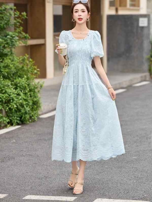 衣装 レディース 刺しゅう A生産ライン ロングスコート 泡泡袖 短袖 ラッフル 丸首 中腰 ?綸 ポリエステル衣料繊維 95% 以上 ミストブルー 薄墨色系 青色系 通い 精神状態 奥ゆかしい 夏 愛くるしげ お上さん 人懐っこい 研ぎあげる か細い 流行り物