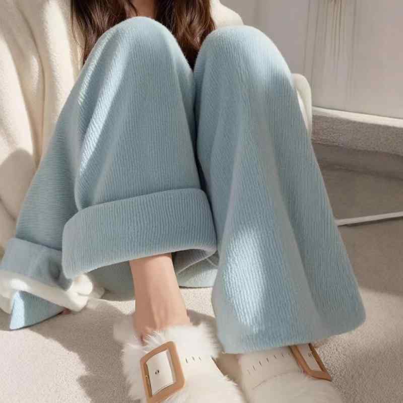 カジュアル ストレートパンツ レディース 厚手 裏起毛 伸縮性 快適 着回し おしゃれ かわいい きれいめ 上品 大人 女性用 通勤 通学 普段使い オフィス カジュアルウェア ボトムス｜フォークBR