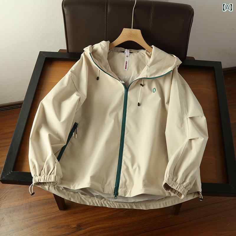 外国 貿易の 単価は 韓国の単 素 家 O 標準 プリントと 帽子の アウトドア 防水 カップルの ジャケットより コート します。｜フォークBR