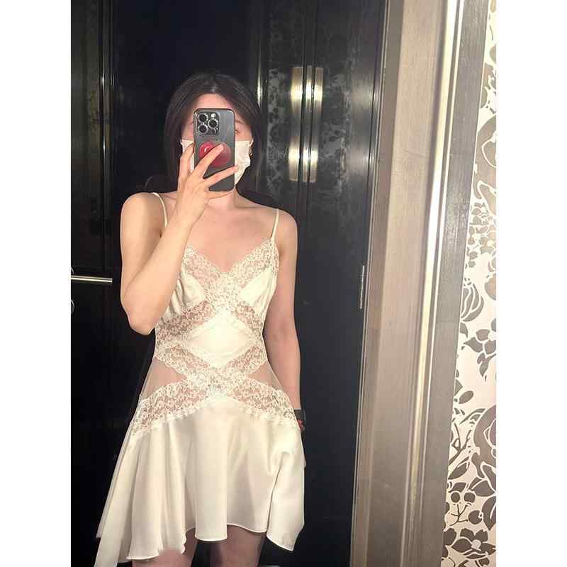 ワンピース セクシー レース Vネック ノースリーブ Aライン ミニ丈 パーティー デート サテン 大人 上品 きれいめ 大人女子..｜フォークBR