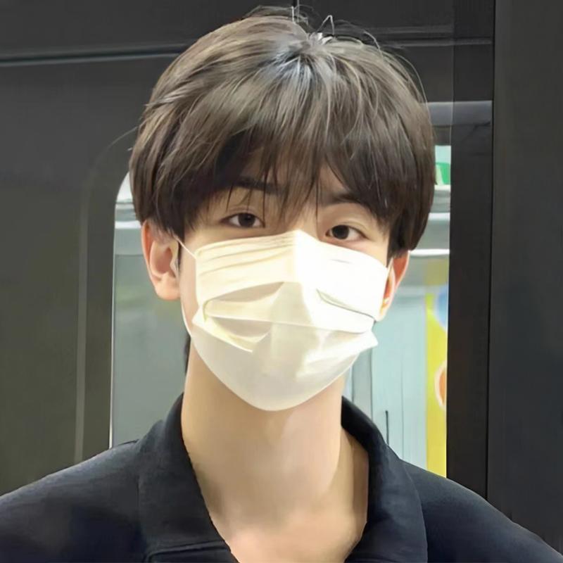 フルウィッグ メンズ ショート 自然 前髪あり 韓国 カジュアル 普段使い 短髪 かつら 男性 ファッション おしゃれ シンプル スタンダード 定番 スタイリッシュ ナチュラル デイリー 使いやすい ベーシック