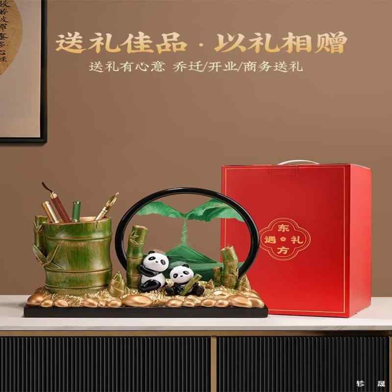 ペン立て 生活雑貨 パンダ サンドアート サンドピクチャー 卓上 置物 インテリア ギフト プレゼント 贈り物 お祝い おしゃれ かわいい ステーショナリー 文房具 デスク周り オフィス 癒し 雑貨 リラックス スタンダード シンプル ベーシッ