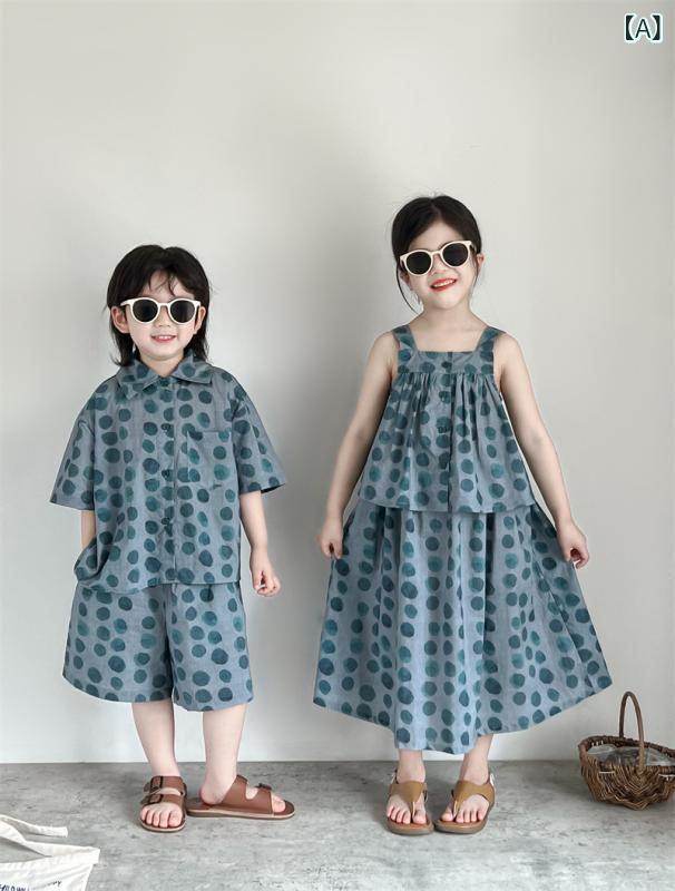 子供服 お揃い 兄妹 姉弟 ペアルック セットアップ ドット柄 夏服 上下セット ワンピース コーディネート 半袖 ショートパンツ サマーウェア ドット 家族旅行 記念撮影 通園 通学 普段使い 涼しい 動きやすい セパレート 総柄 リンクコーデ ジュ