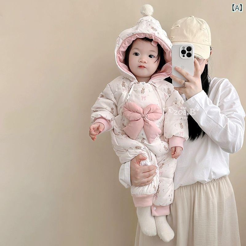 ベビー カバーオール 女の子 冬生児 ロンパース 中綿入り 厚手 保温性 出産祝い ギフト 防寒 お出かけ 赤ちゃん 服 つなぎ かわいい 前開き 長袖 50 60 70 80 乳児 幼児 贈り物 寒さ対策 帰省 旅行 記念写真 プレゼント ベビー服