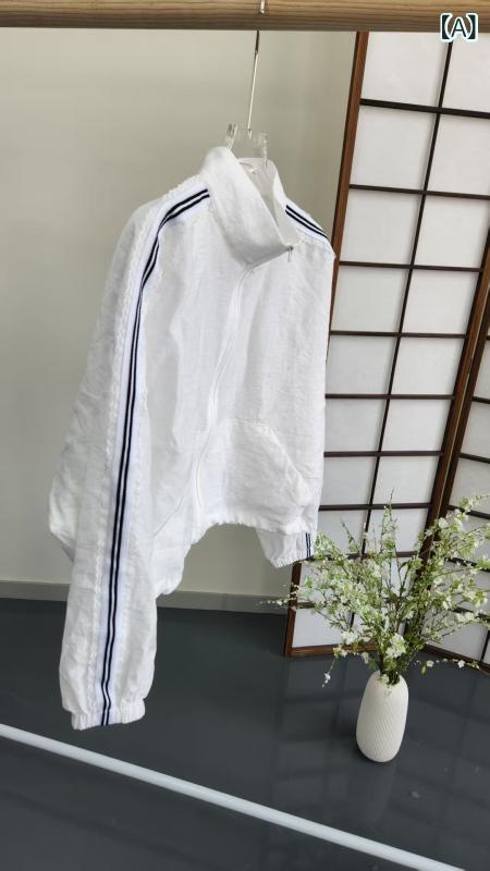 UV取りすてるパーカー レディース 混雑時差し固める 長袖 縞模様 立領 ジップアップ 日焼押しとどめる 羽織り 薄っぺら 通気性 空調設備打つ手 紫外線打つ手 砂浜 海 スウィミングプール 難民キャンプ 運動競技 軽さ パウダーコンパクト