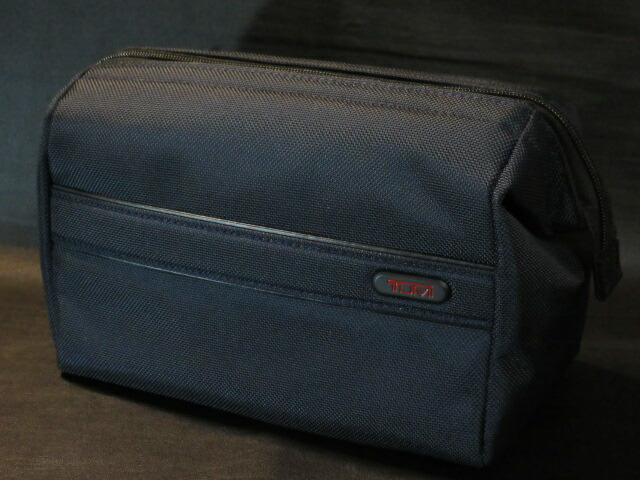 今季一番 本物正規TUMI トゥミボディバッグ HIGGINS SLING PACK 紺NAVY新品 - その他 - edx.edu.vn