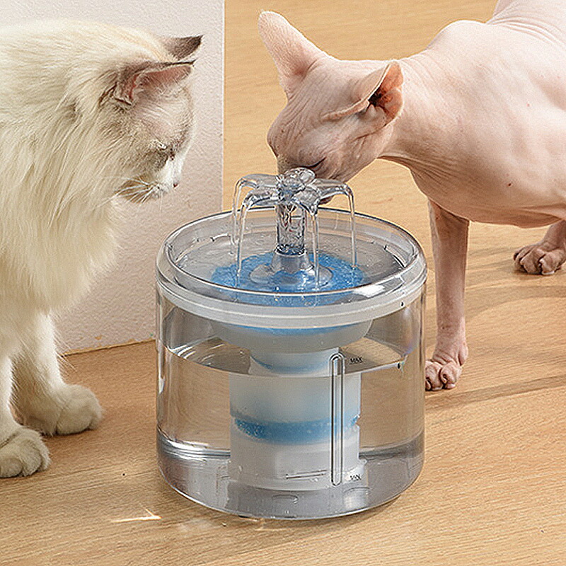 水飲み器 猫用 犬用 ペット 自動給水器 水濾過 浄水 循環式給水器 2.6L 大容量 フィルター式給水器 ねこ 透明 円筒形 給水器 安全 おしゃれ 猫犬ボウル 可愛い 噴水式 ペットボトル 猫犬用品 ネコいぬ 自動水やり機 お手入れ簡単 洗いやすい みずのみ器 ペット用品 送料無料