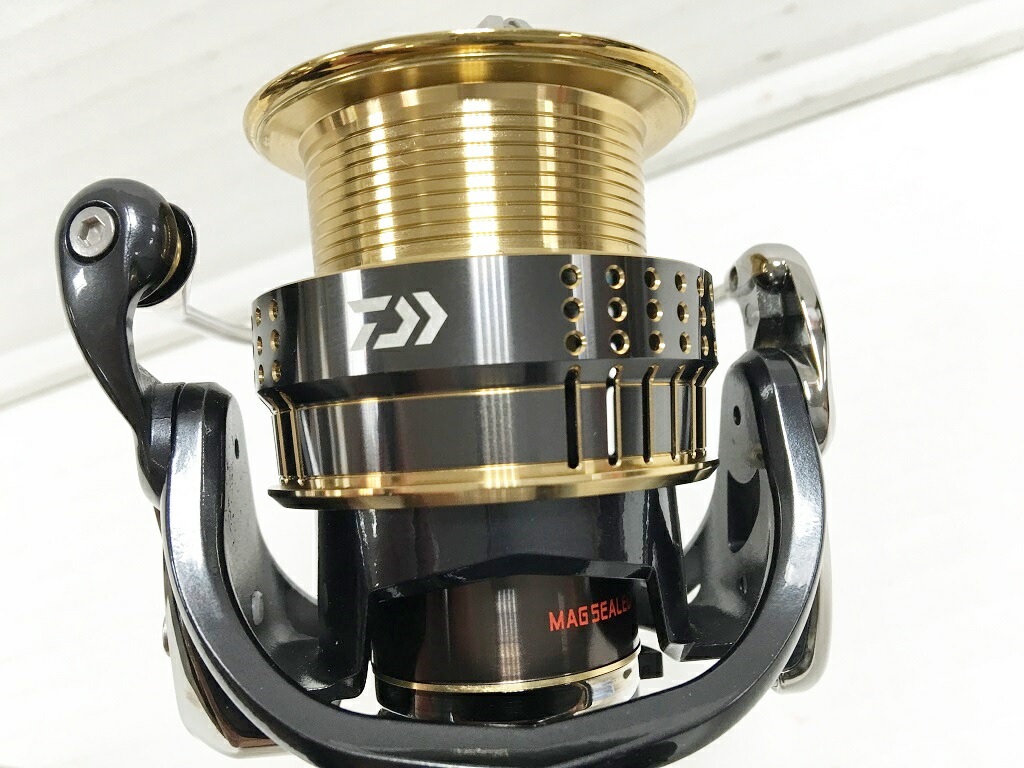 楽天市場 Daiwa 15 Exist 3012h ダイワ 15 イグジスト 3012h 品番 中古 ダイワ製リール 鈴鹿 併売品 115 01hs フーリエ 楽天市場店