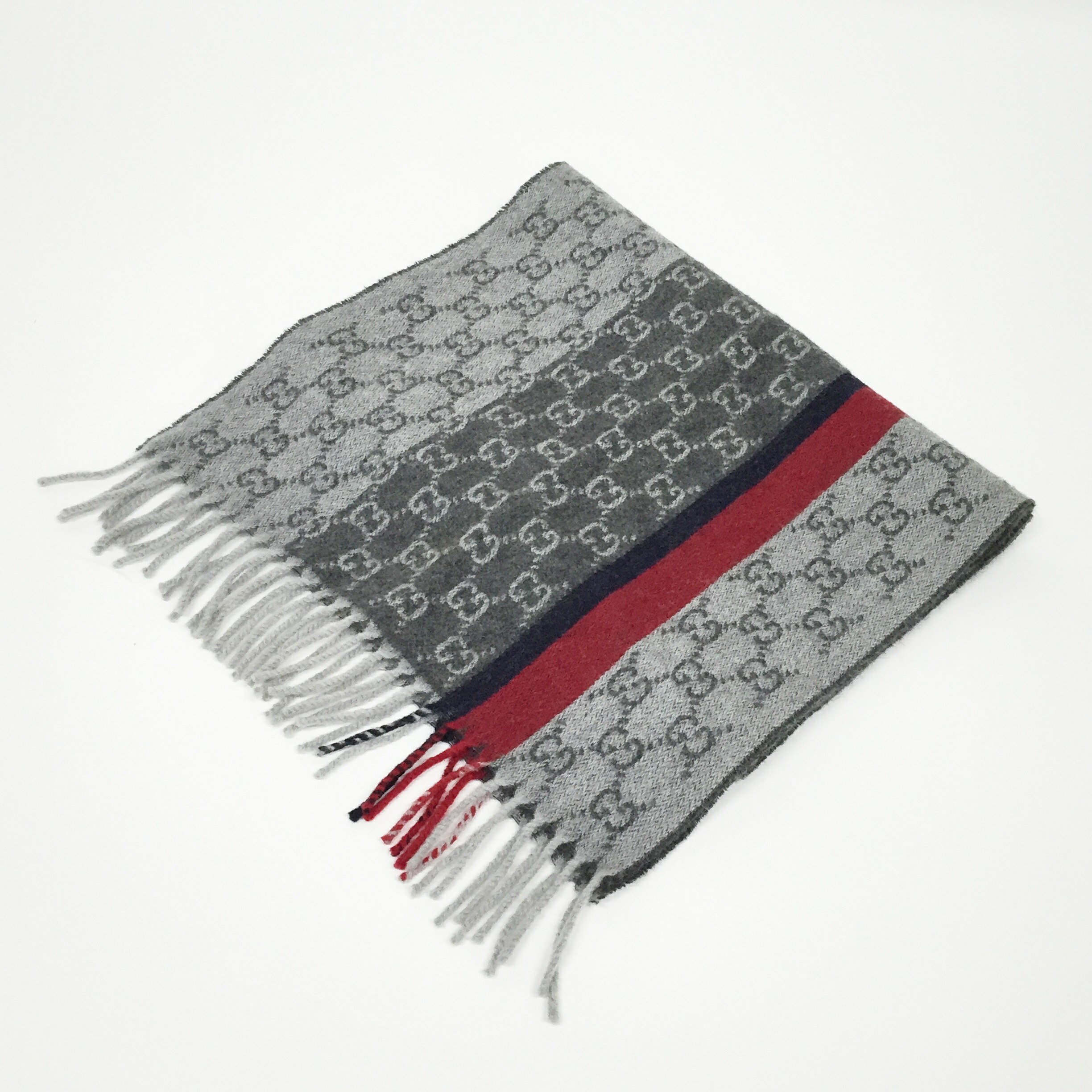 GUCCI 大判リバーシブルマフラー(タグなし) GUCCI 大判リバーシブルマフラー(タグなし) GG グッチ ストール