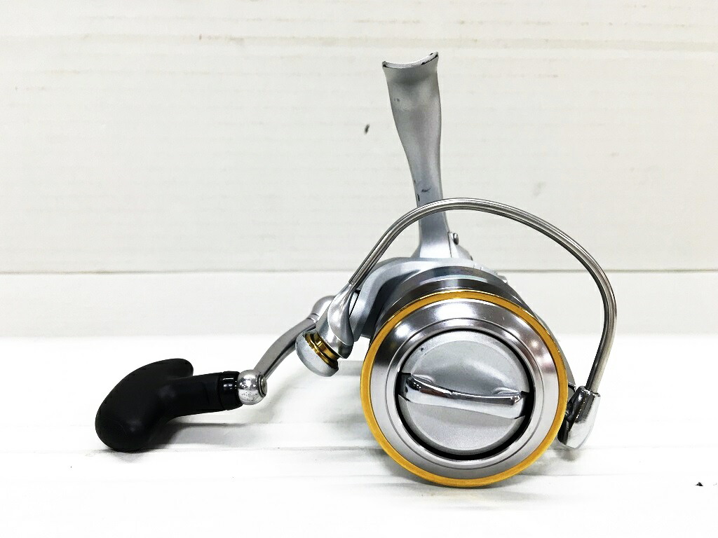 楽天市場 Daiwa 07 Luvias 2500r ダイワ 07 ルビアス 2500r 品番 中古 ダイワ製リール 鈴鹿 併売品 115 01hs フーリエ 楽天市場店