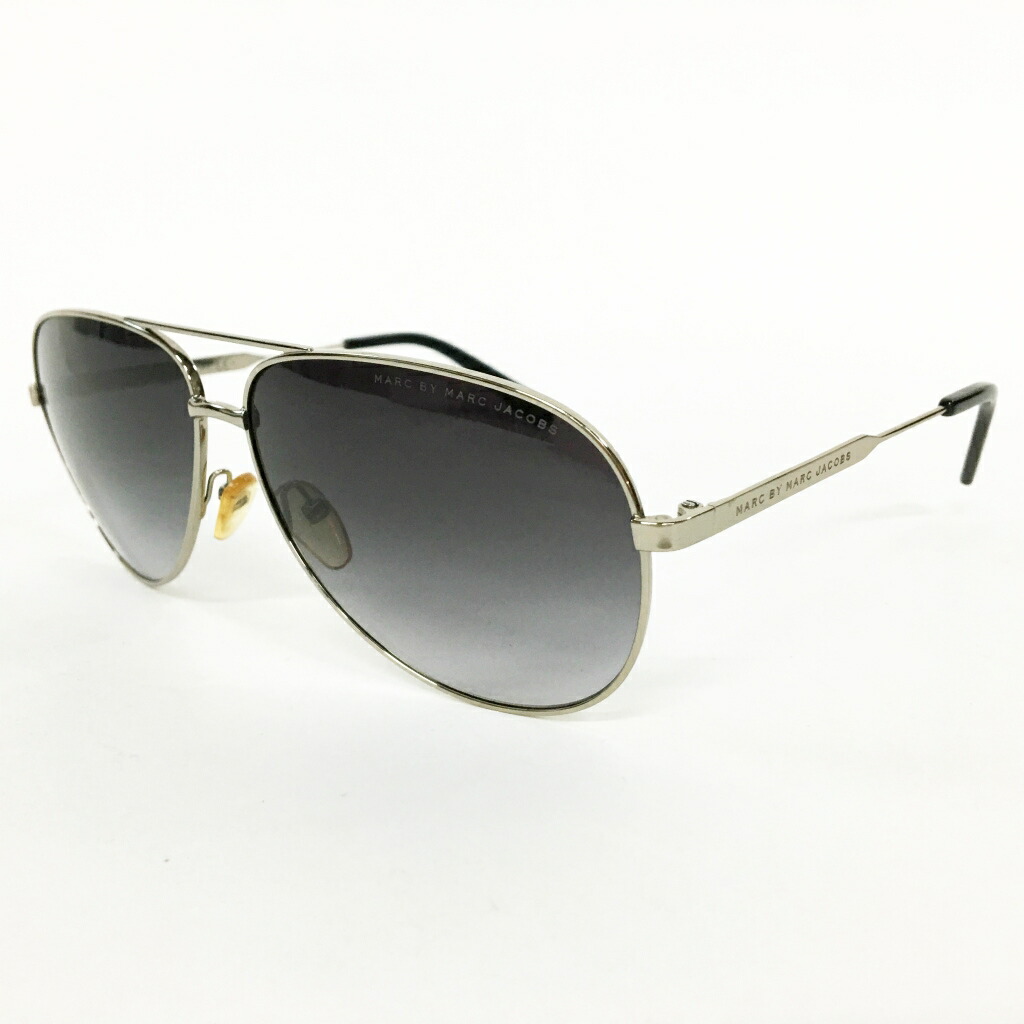 Marc Jacobs ハタフライフレムサンクラス MARC553S 789 Marc Jacobs Eyewear バタフライフレーム サングラス | ブラック