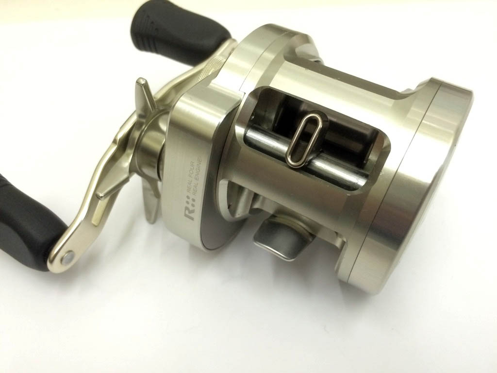 楽天市場 Daiwa ダイワ Ryoga リョウガ 右ハンドル 中古 ダイワ製リール 四日市 併売品 ky フーリエ 楽天市場店