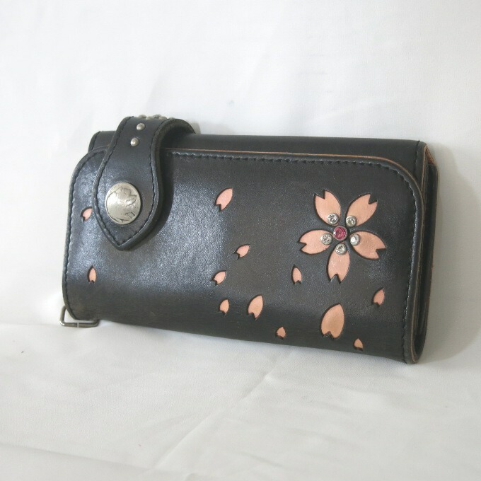 楽天市場 Alzuni アルズニ 桜型押し ロングウォレット スタッズ付き ブラック ピンク 中古 財布 四日市 併売品 138 03ush フーリエ 楽天市場店